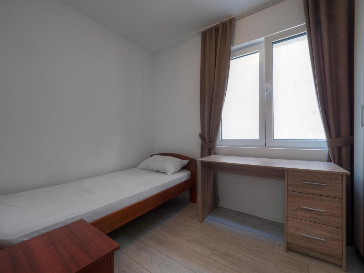 Family Three Bedroom Apartment Brando บุดวา ภายนอก รูปภาพ