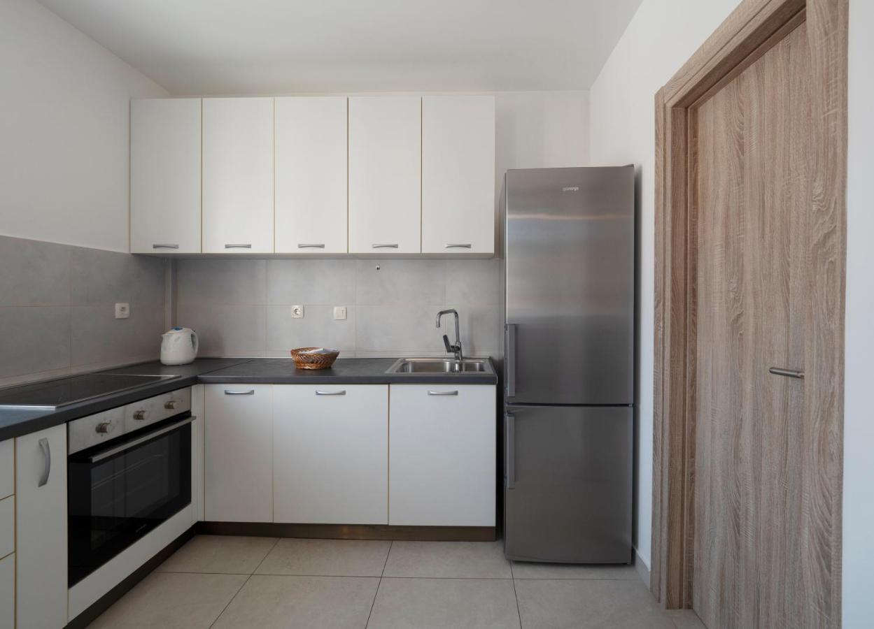 Family Three Bedroom Apartment Brando บุดวา ภายนอก รูปภาพ