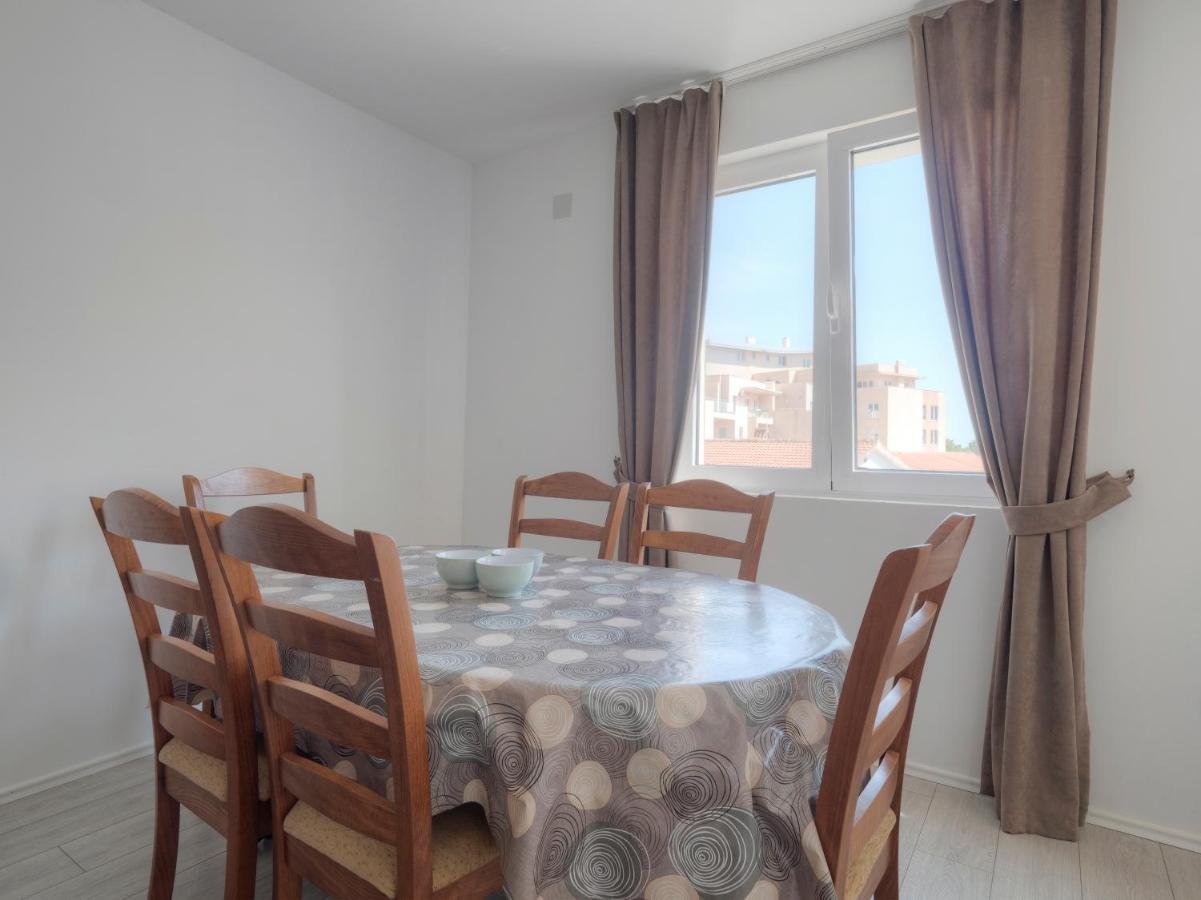 Family Three Bedroom Apartment Brando บุดวา ภายนอก รูปภาพ